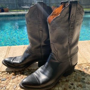 Lucchese classics handmade boots - fits size 7!